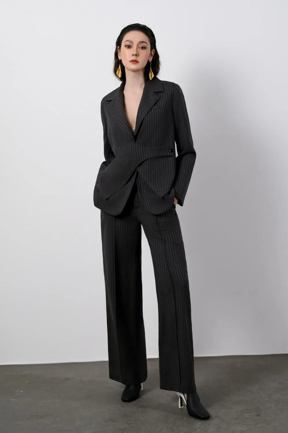 Ariella Straight Notch Lapel Polyester Blazer