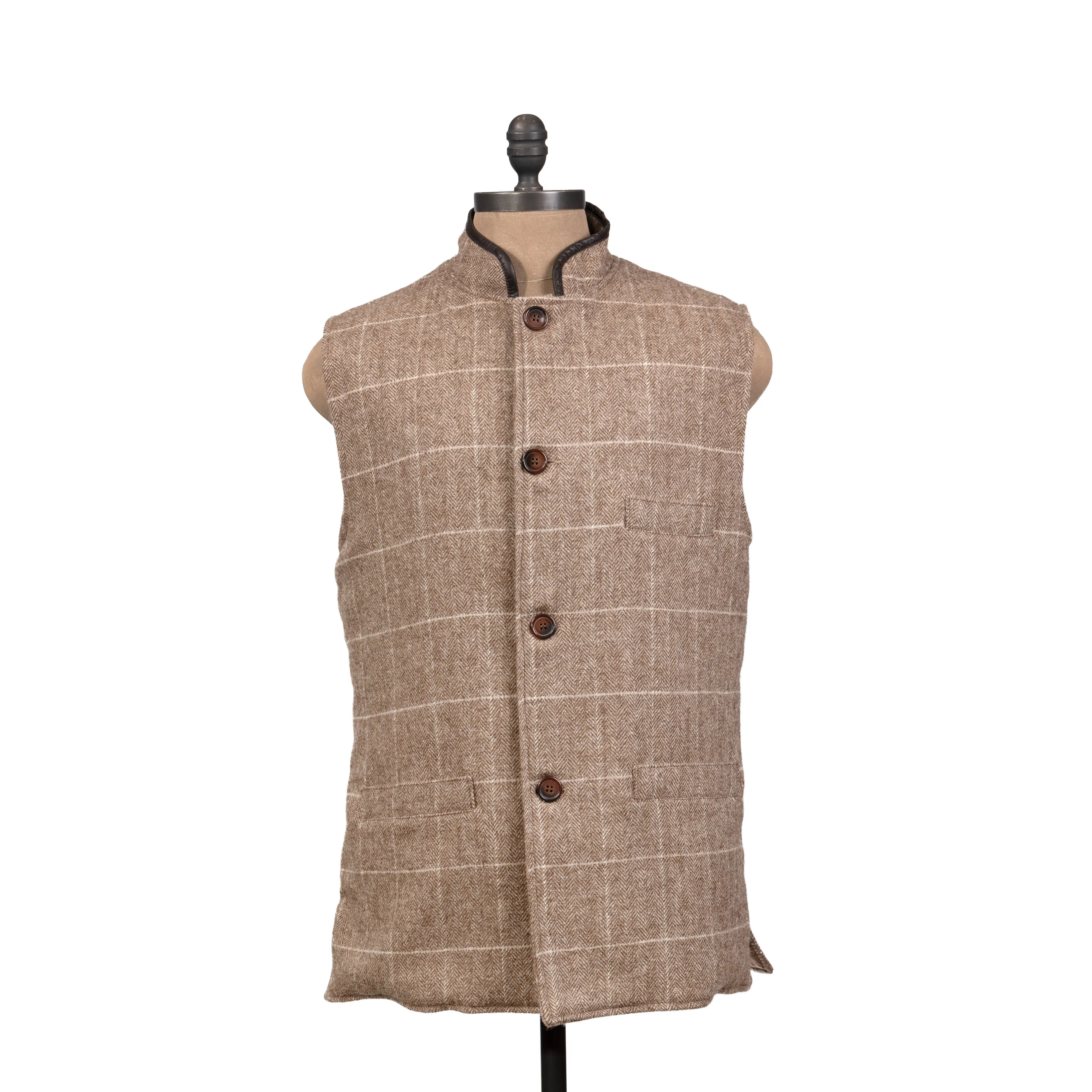 Fergus Gilet in Sand WP