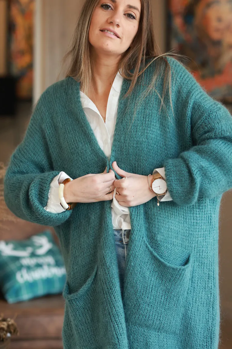 Gilet mi long en maille mohair vert céladon avec col enveloppant et poches