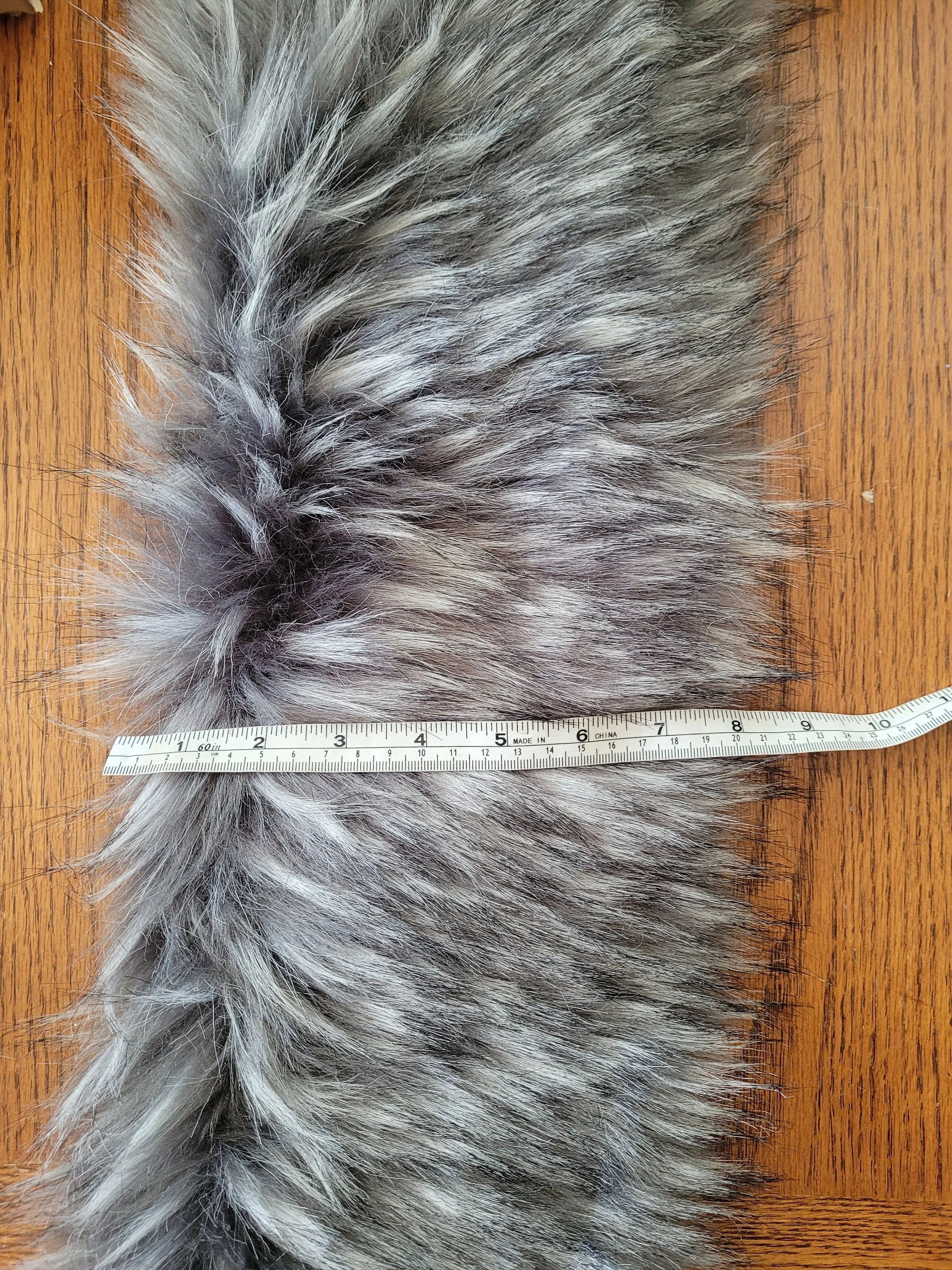 READY to SHIP XL Faux Fur Vegan Trim Hood 70 cm, Faux Fur Collar Trim Like Silver fox, Fake Fur, Fur Fabric, Fur Ruff, Faux Fur Hood Jacket