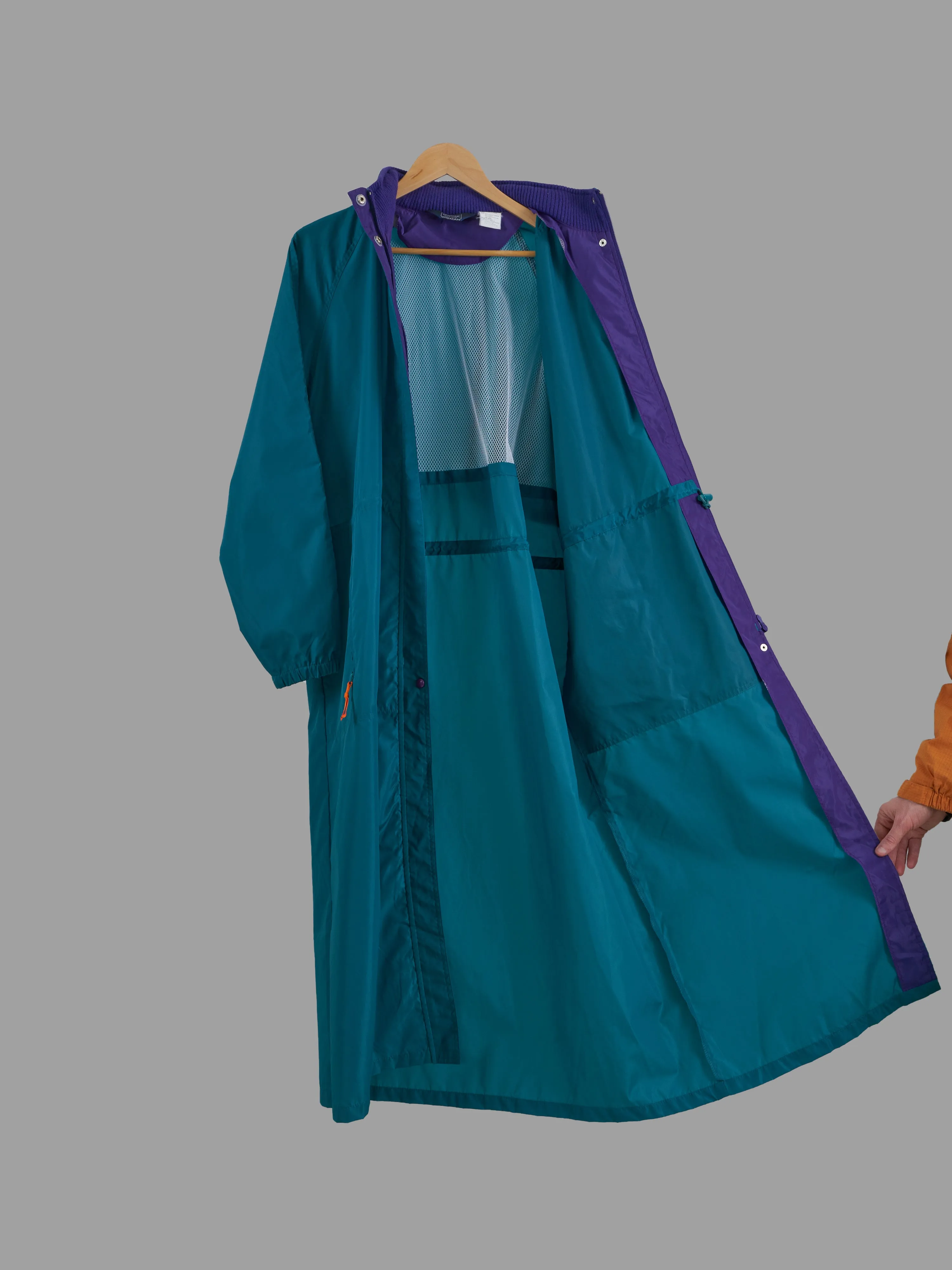 Woolrich Woman 1990s aqua green nylon extra long purple trim raincoat - size L